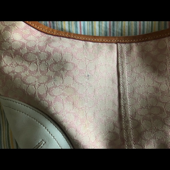 Coach purse - Picture 2 of 6